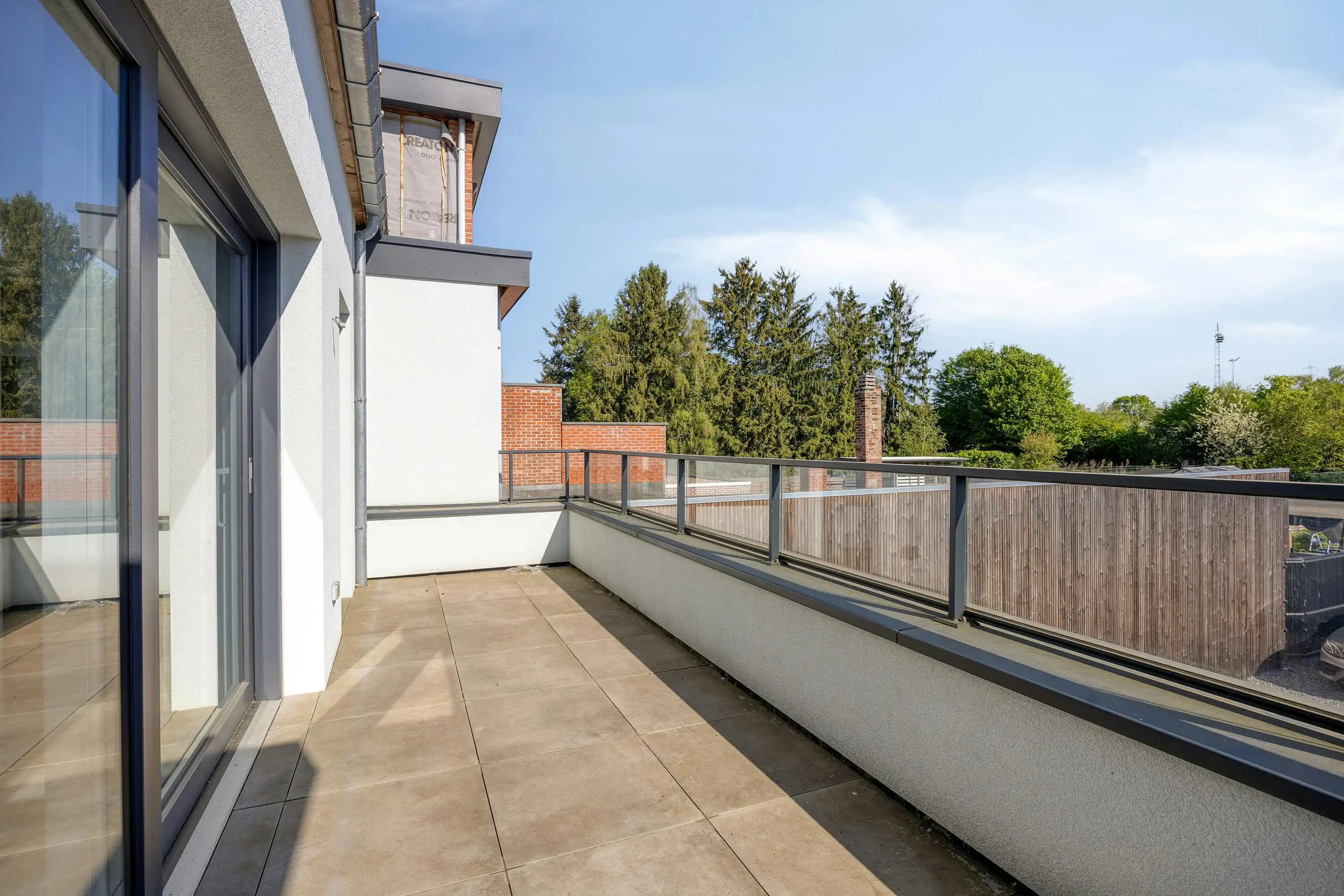 Ruim triplexappartement met terras in Zonhoven foto 10