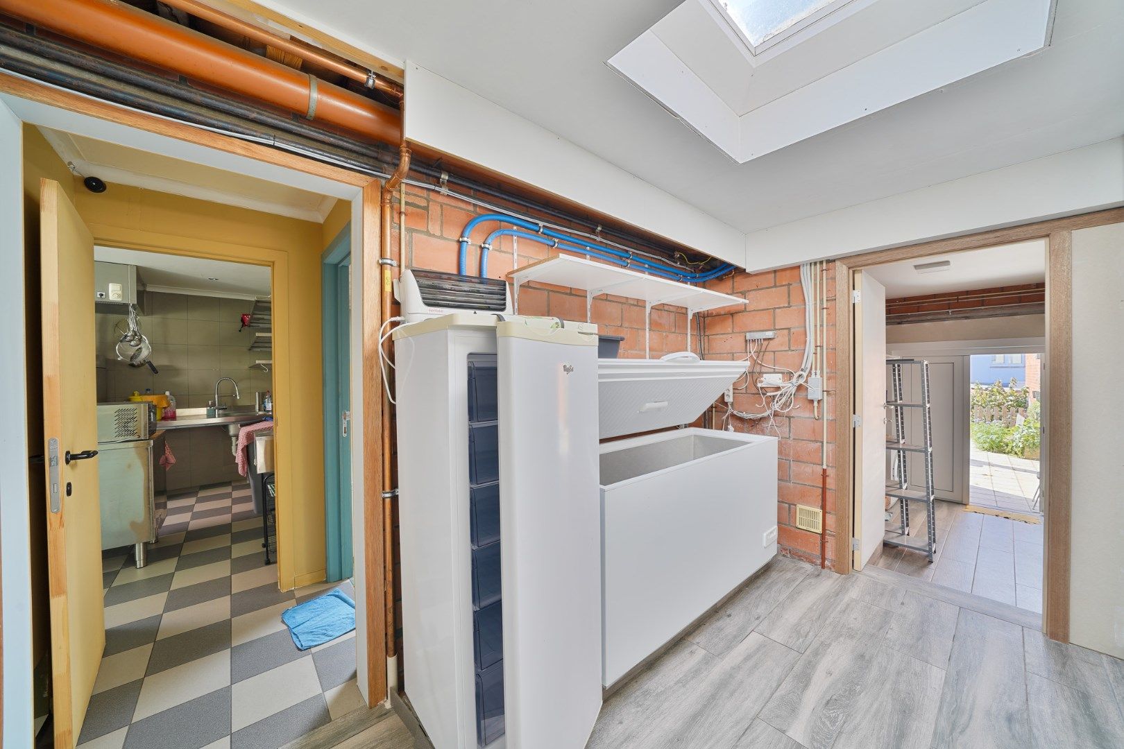 Handelszaak met woning in centrum van Kortemark foto 10