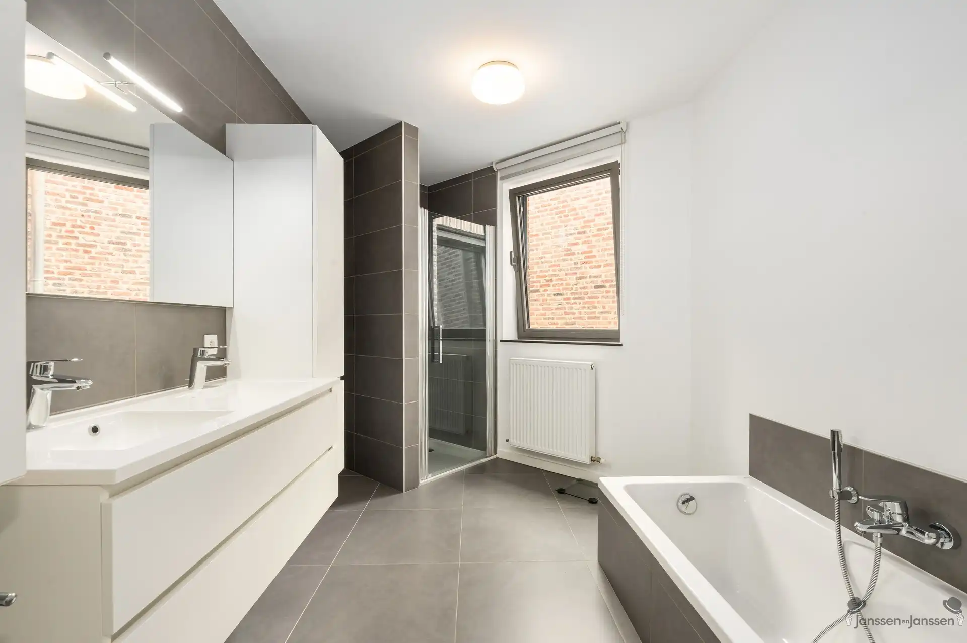 Ruim en energiezuinig gelijkvloers appartement (101 m²) met garage op toplocatie in Schilde foto 11