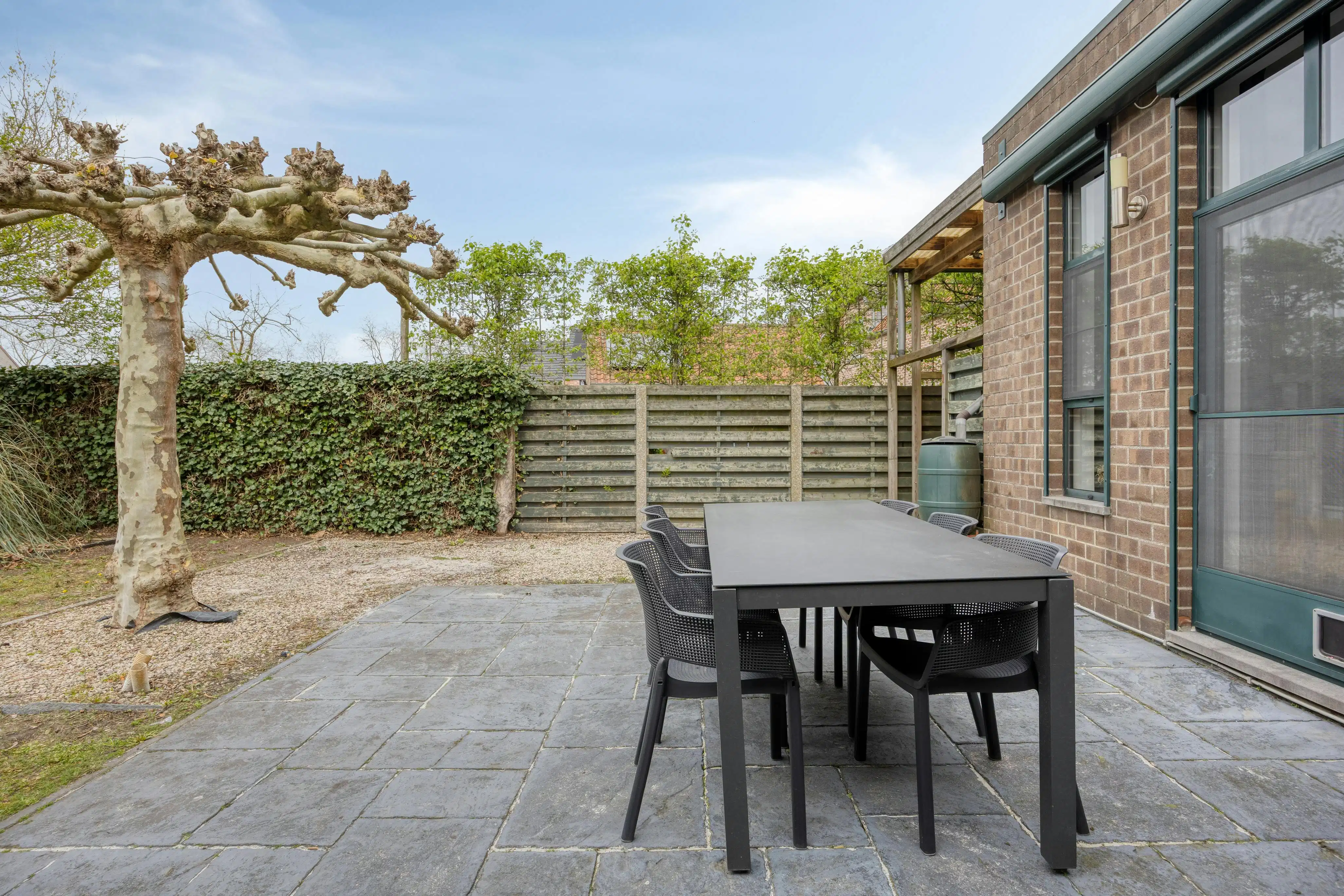 Instapklare woning met 4 slaapkamers te koop in Loenhout! foto 39