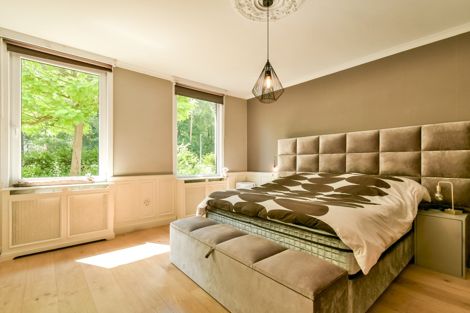 Welkom in deze charmante woning te midden van het groen in het hart van Oostkamp! foto 12