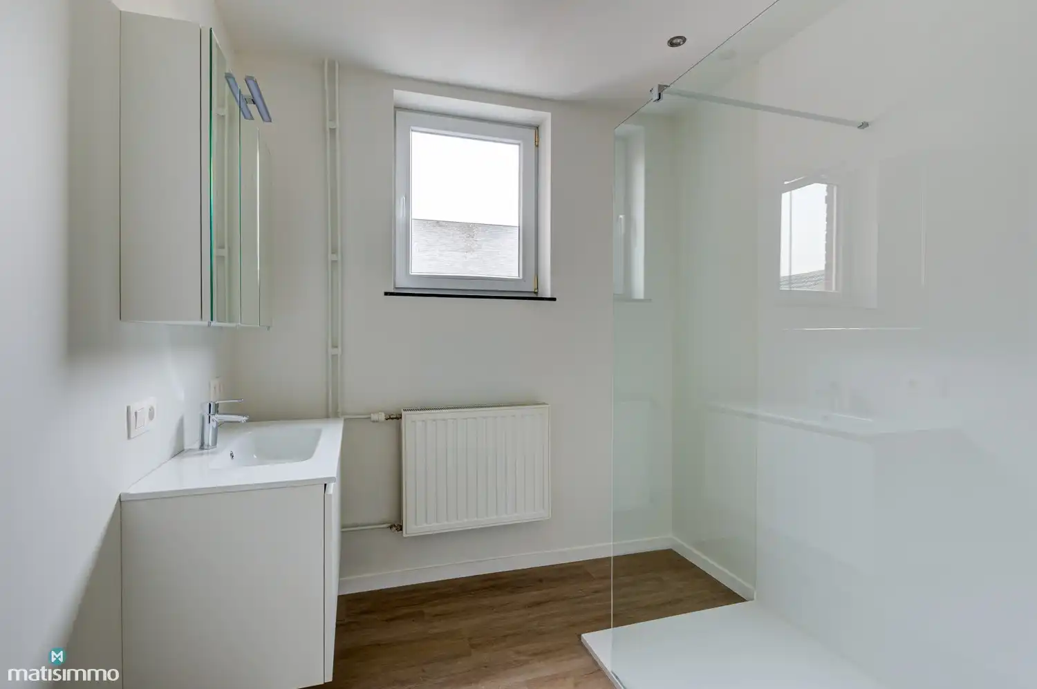 RUSTIG GELEGEN EENGEZINSWONING MET 2 SLAAPKAMERS, TUIN EN GARAGE TE VLIERMAALROOT foto 11