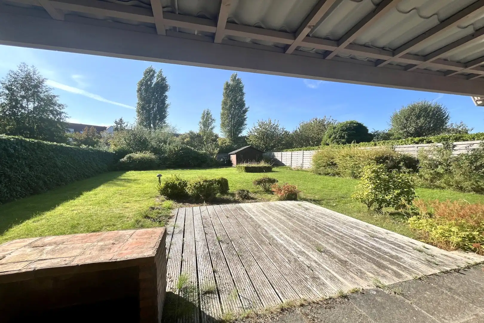 Hoofdfoto van de publicatie: Halfopen 4-slpkr woning met tuin & garage