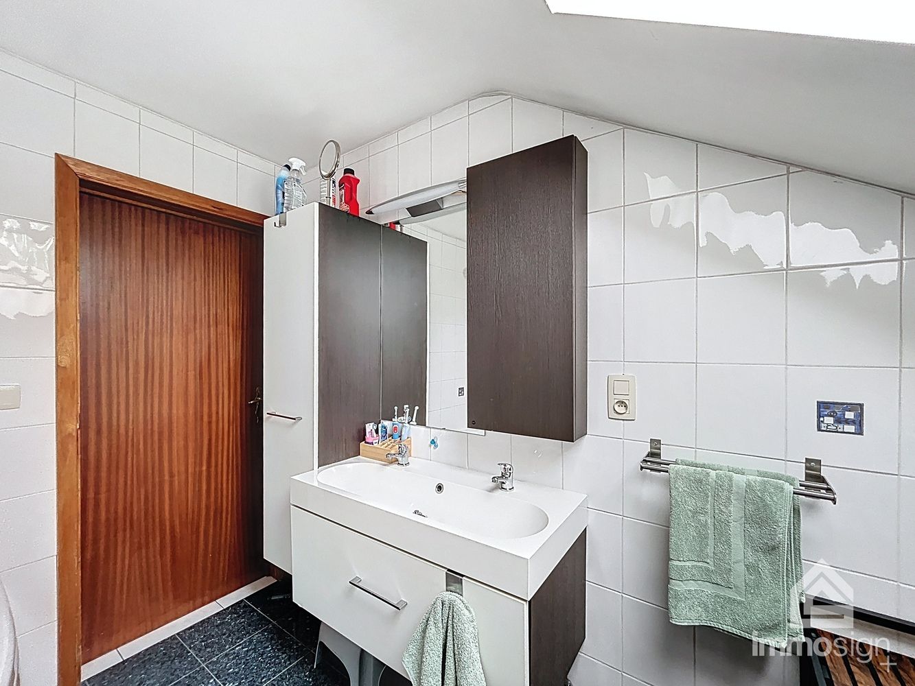 Instapklare halfopen woning met 3 slaapkamers te koop in Genk - perceel van 502 m² foto 22
