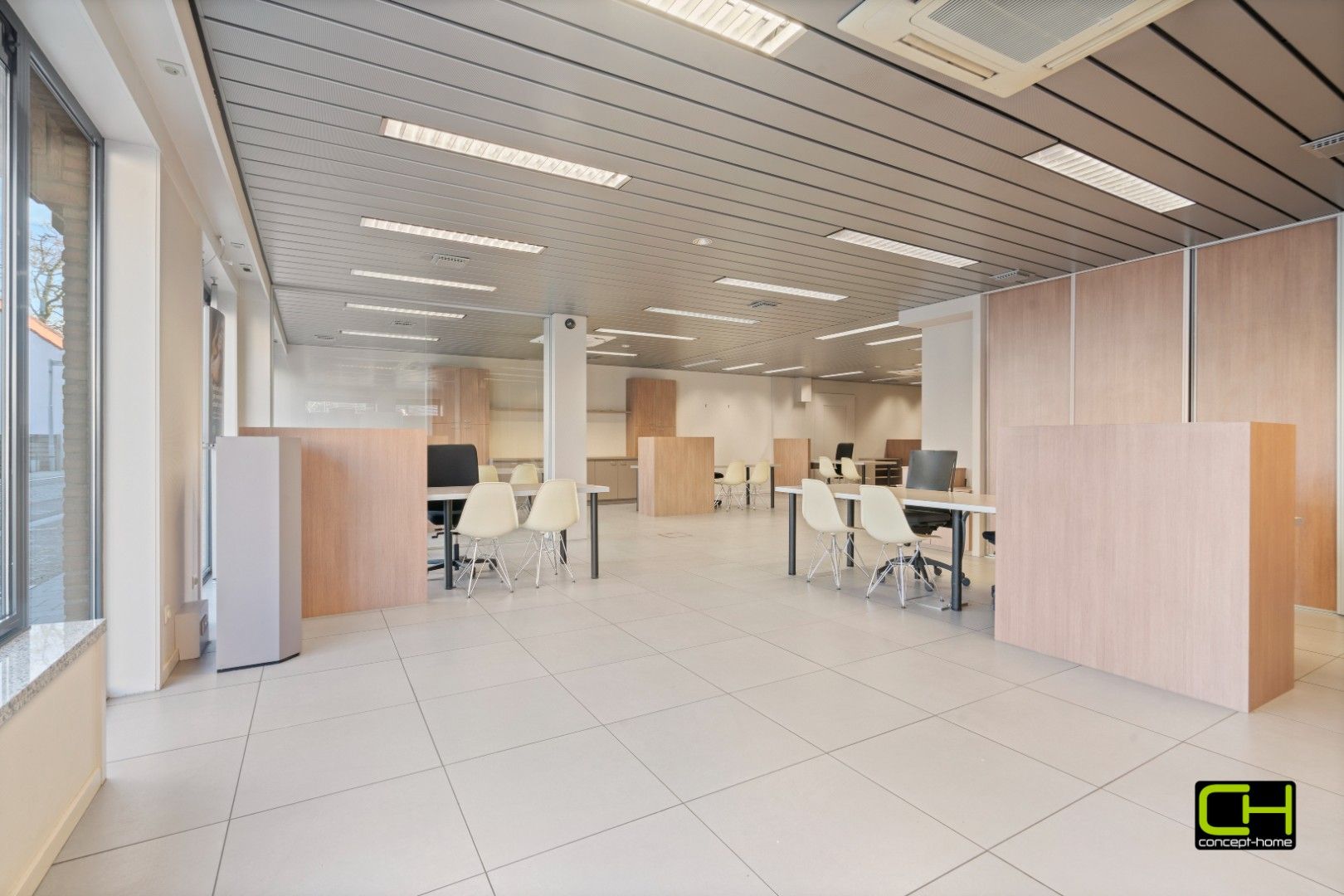 Ingericht kantoor- of handelspand in het centrum van Lovendegem te koop foto 2