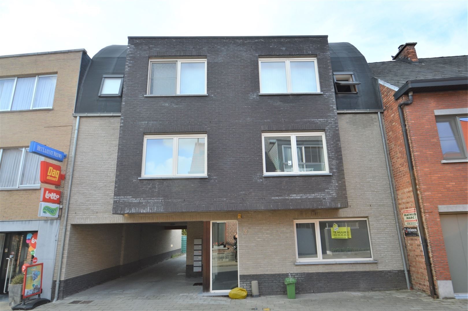 Appartement foto {{pictureIndex}}