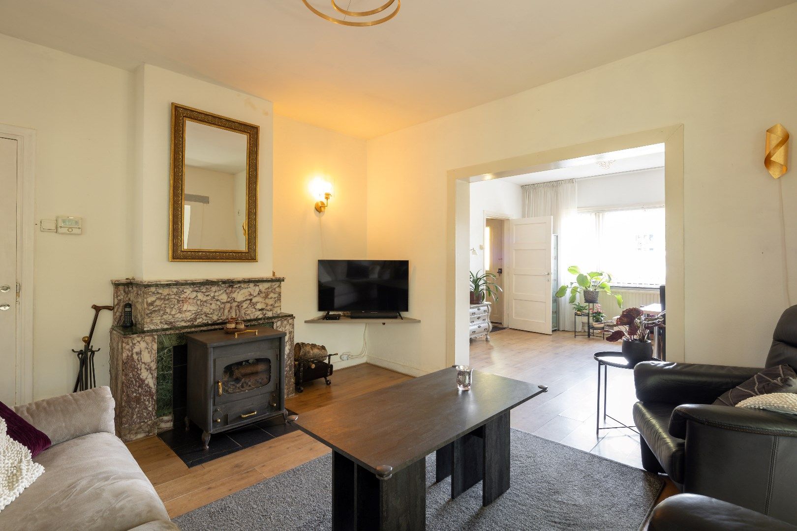 Ruime woning op een prachtig perceel te koop! foto 4