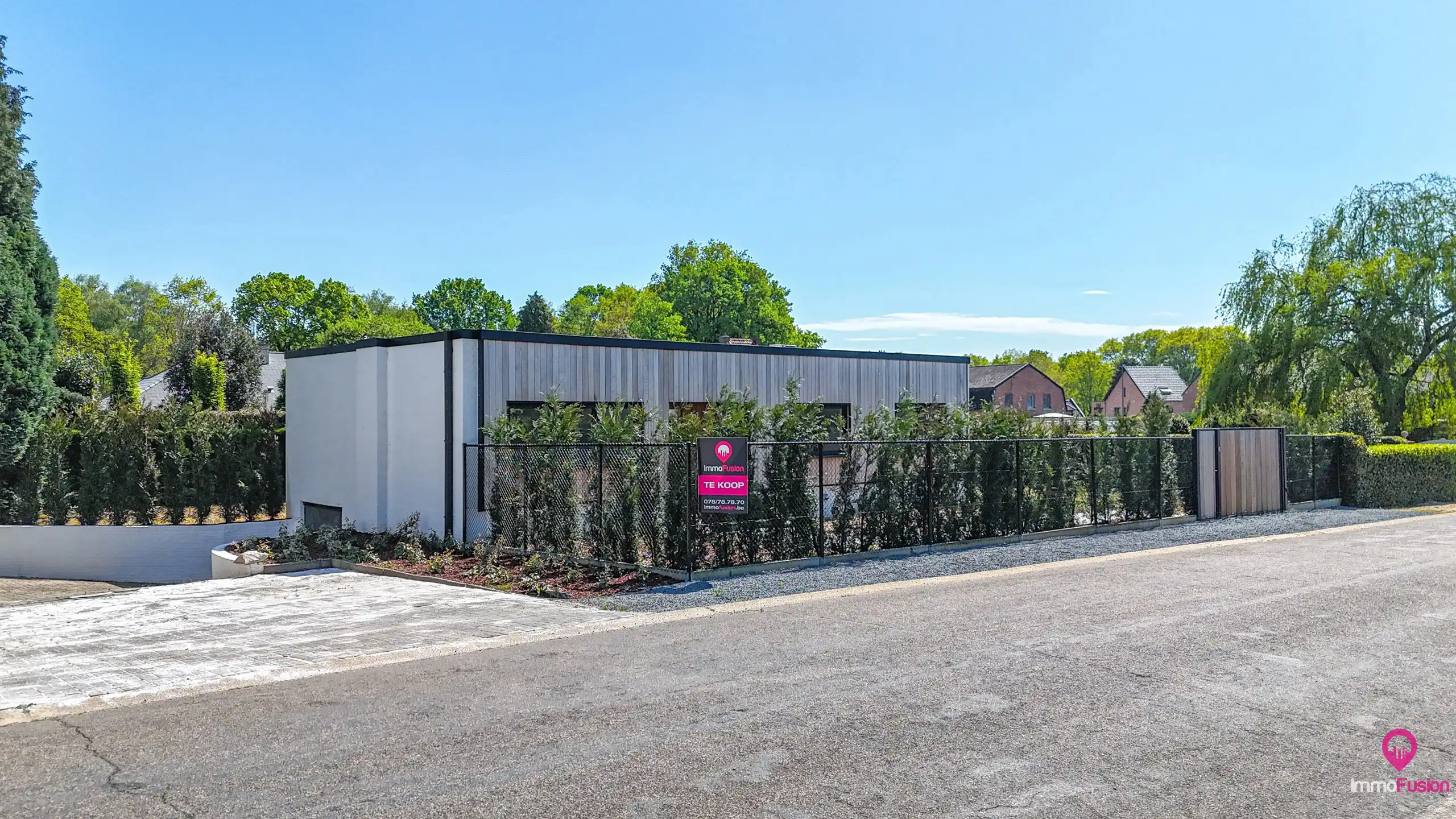 Totaalgerenoveerde, instapklare woning met 3 slpks te Zolder foto 45