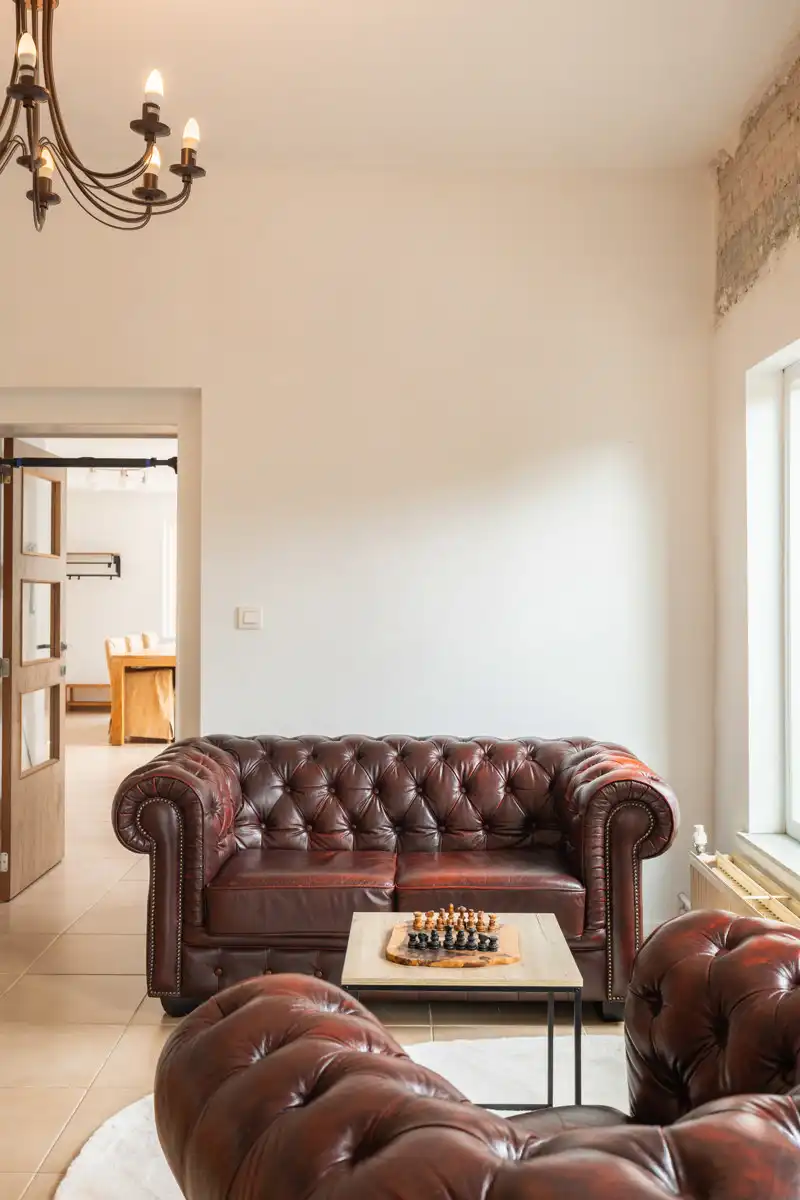 Gerenoveerde halfopen bebouwing met studio en ruime tuin foto 8