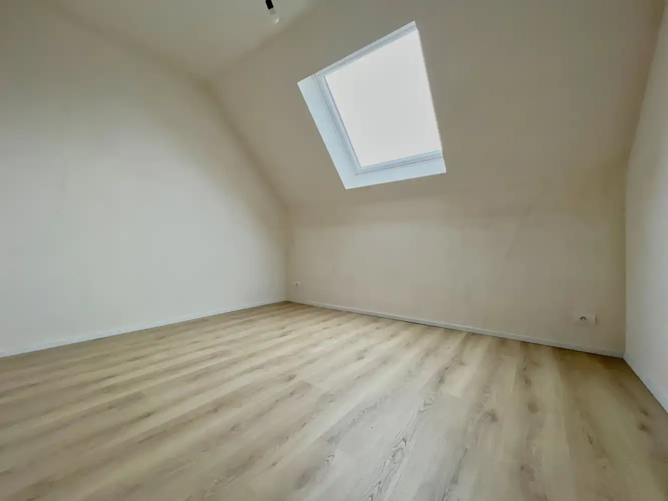 Nieuwbouwwoning met 4 slpks op toplocatie aan 6% BTW! foto 7