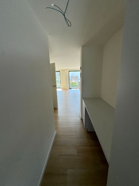 Nieuw luxe app 1e VD, 2 slpk met terras, carport & zonnepanelen foto 9