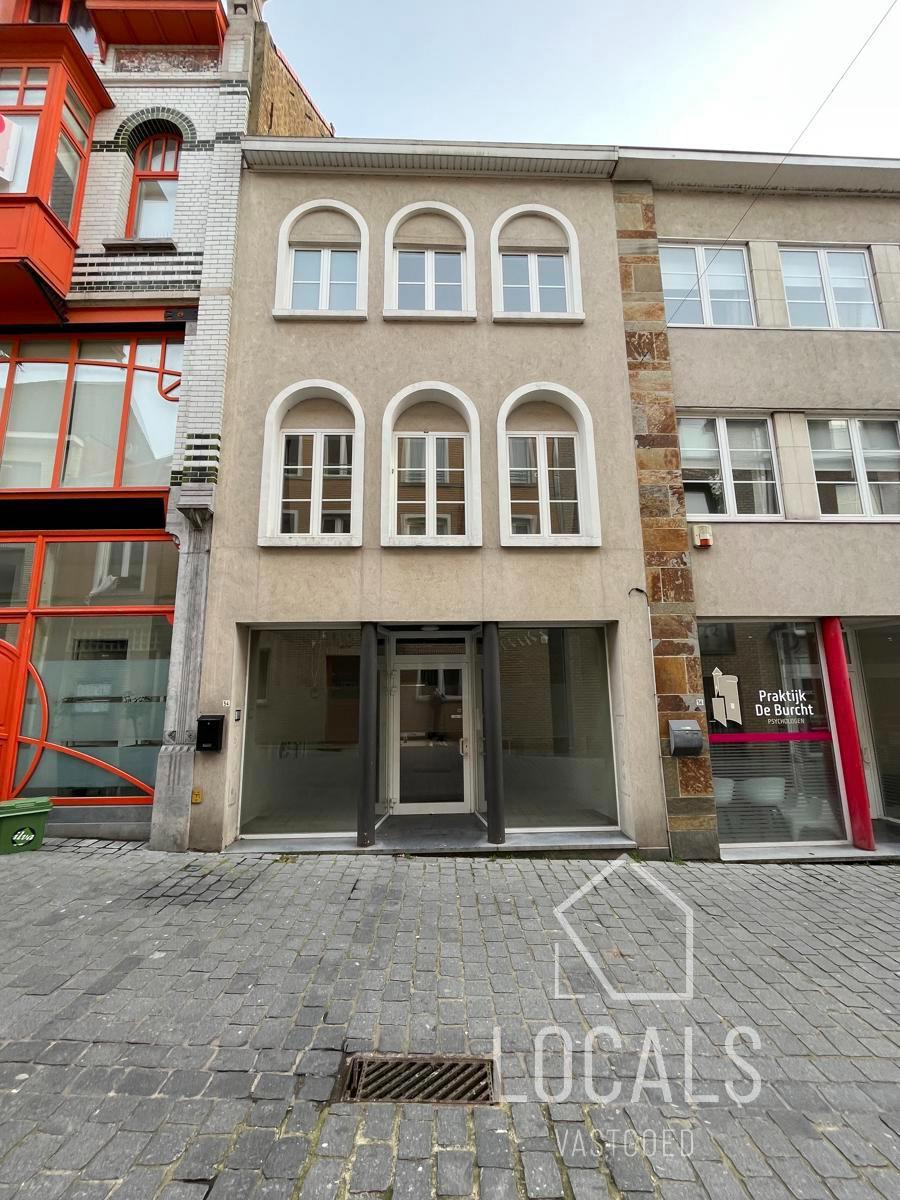 ()=>{if(producerUpdateValueVersion(node),producerAccessed(node),node.value===ERRORED)throw node.error;return node.value} Nieuwstraat 54 - 9500 Geraardsbergen