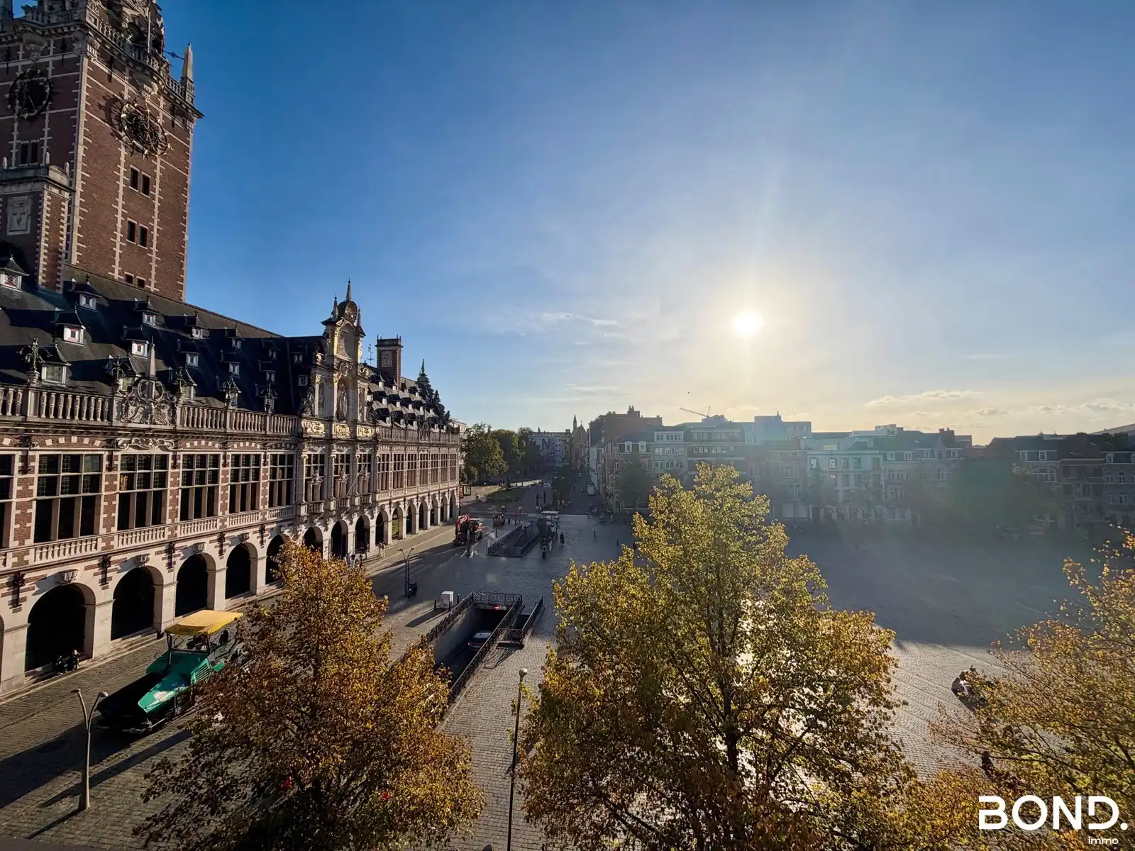 Uniek gelegen appartement met prachtig zicht op de Universiteitsbibliotheek foto {{pictureIndex}}