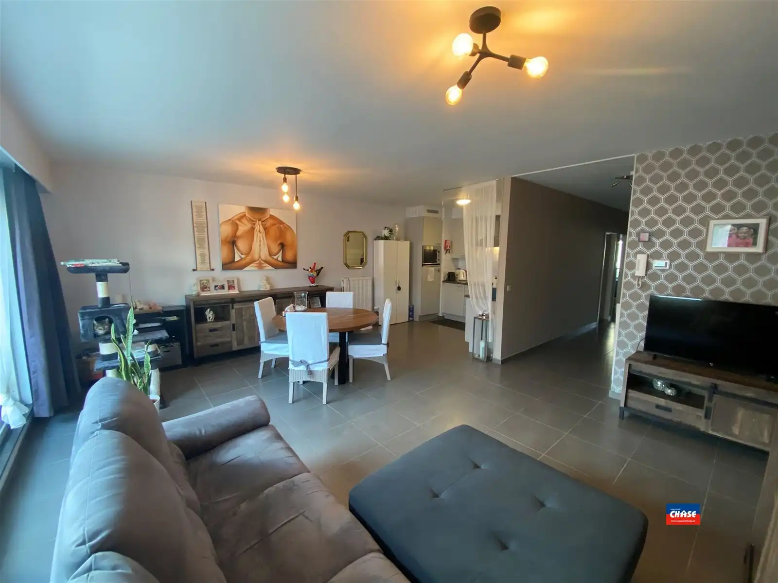 Appartement met 2 slpks, 2 terrassen en autostpl foto {{pictureIndex}}