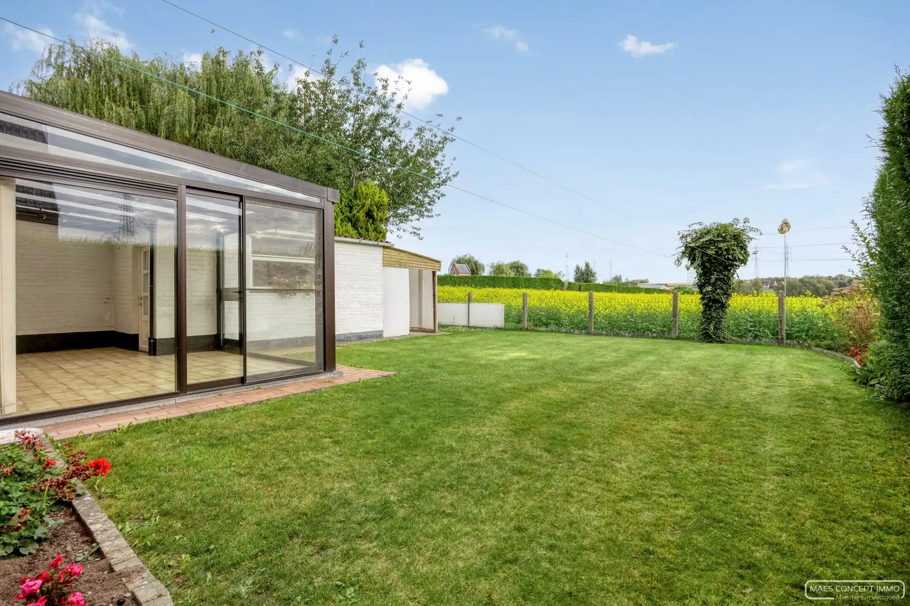 Te renoveren woning te koop te Anzegem met prachtig verzicht foto 18