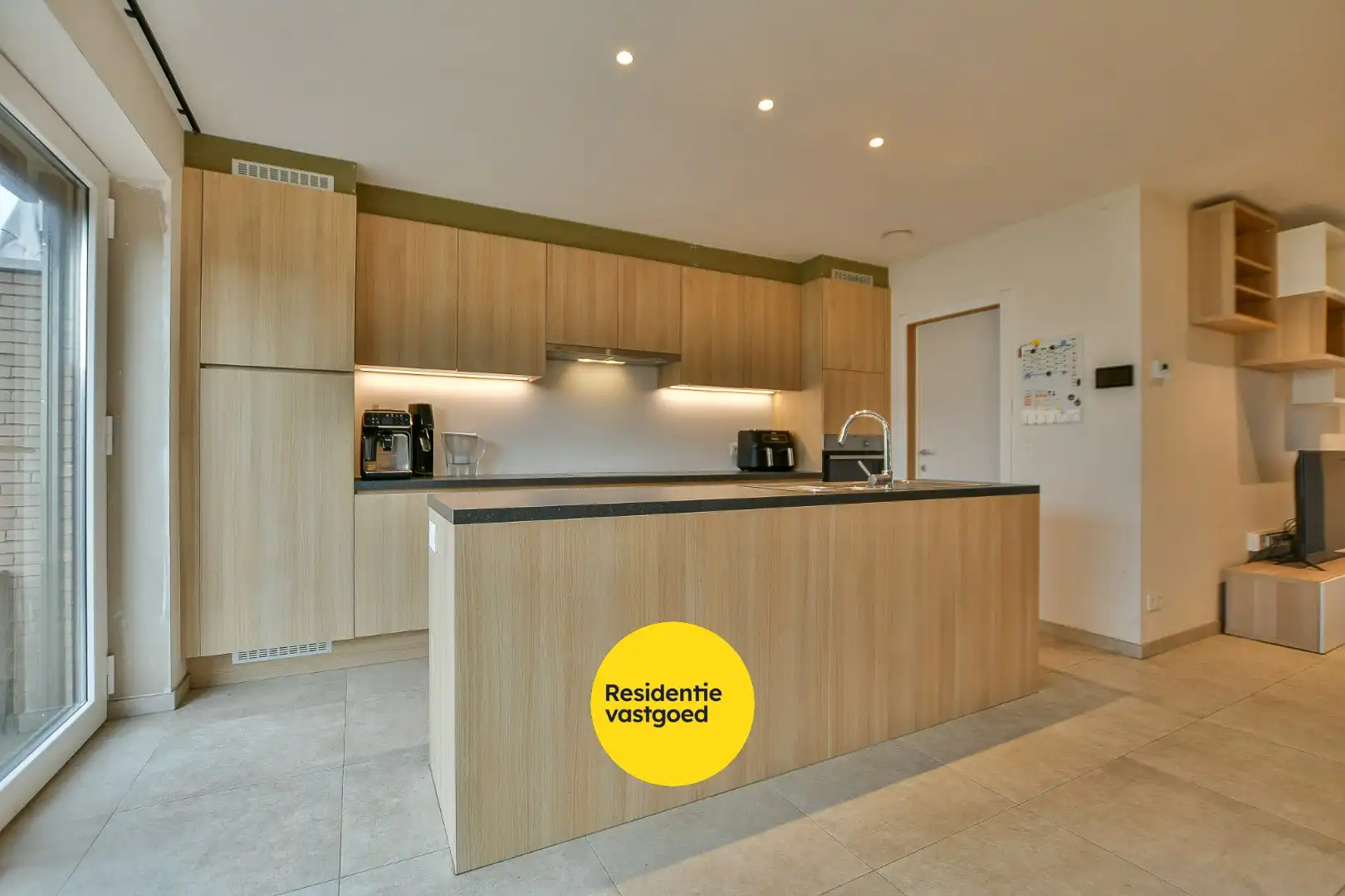 Energiezuinige nieuwbouwwoning met 3 ruime slaapkamers en garage in Zwankendamme foto 6