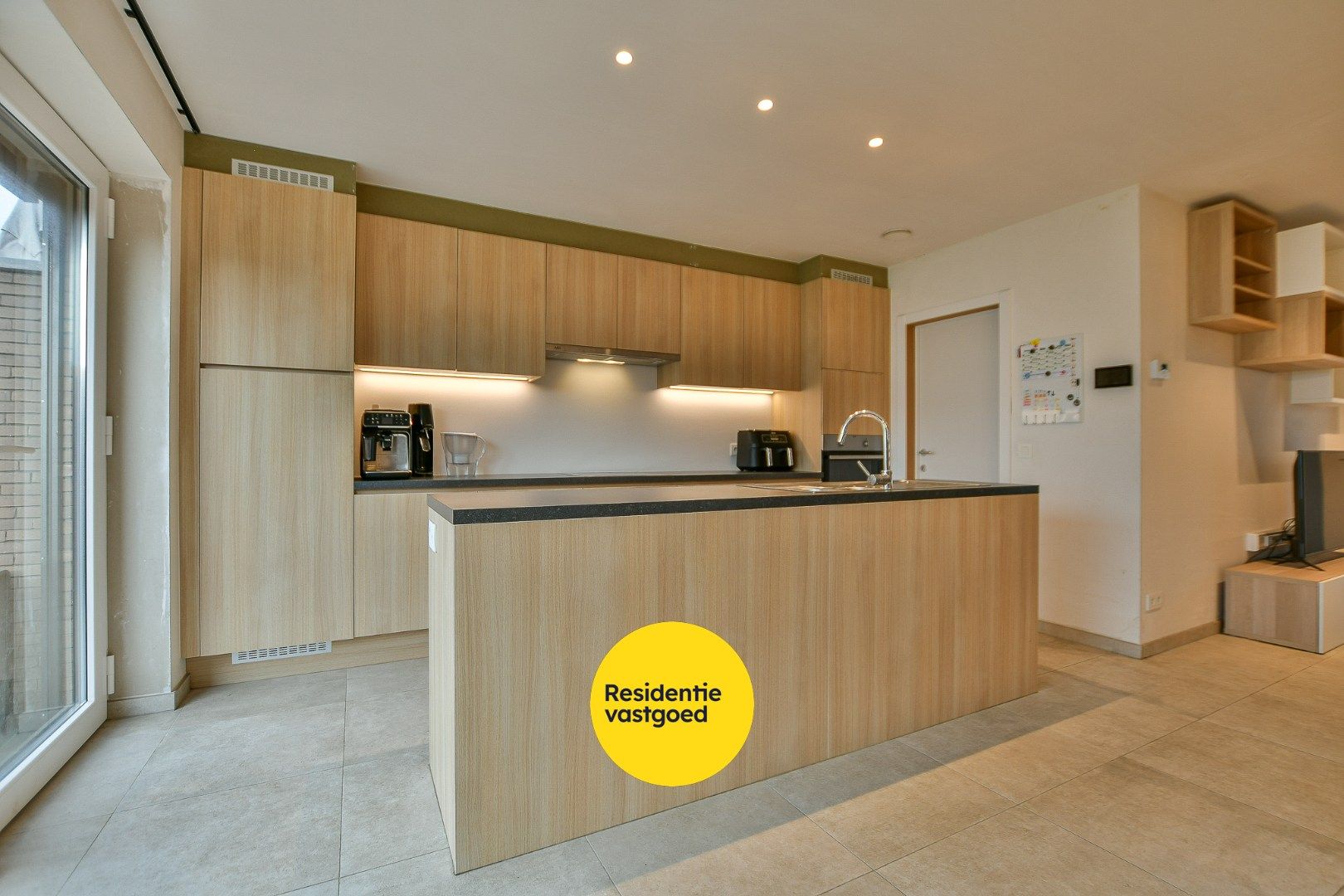 Energiezuinige nieuwbouwwoning met 3 ruime slaapkamers en garage in Zwankendamme foto 6