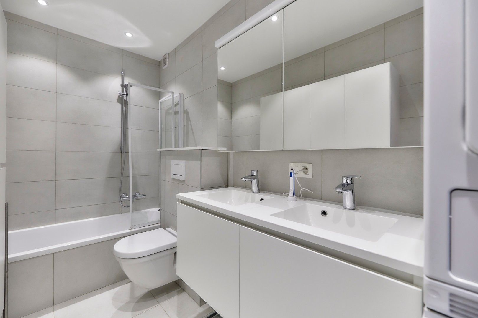 Appartement te huur foto 11