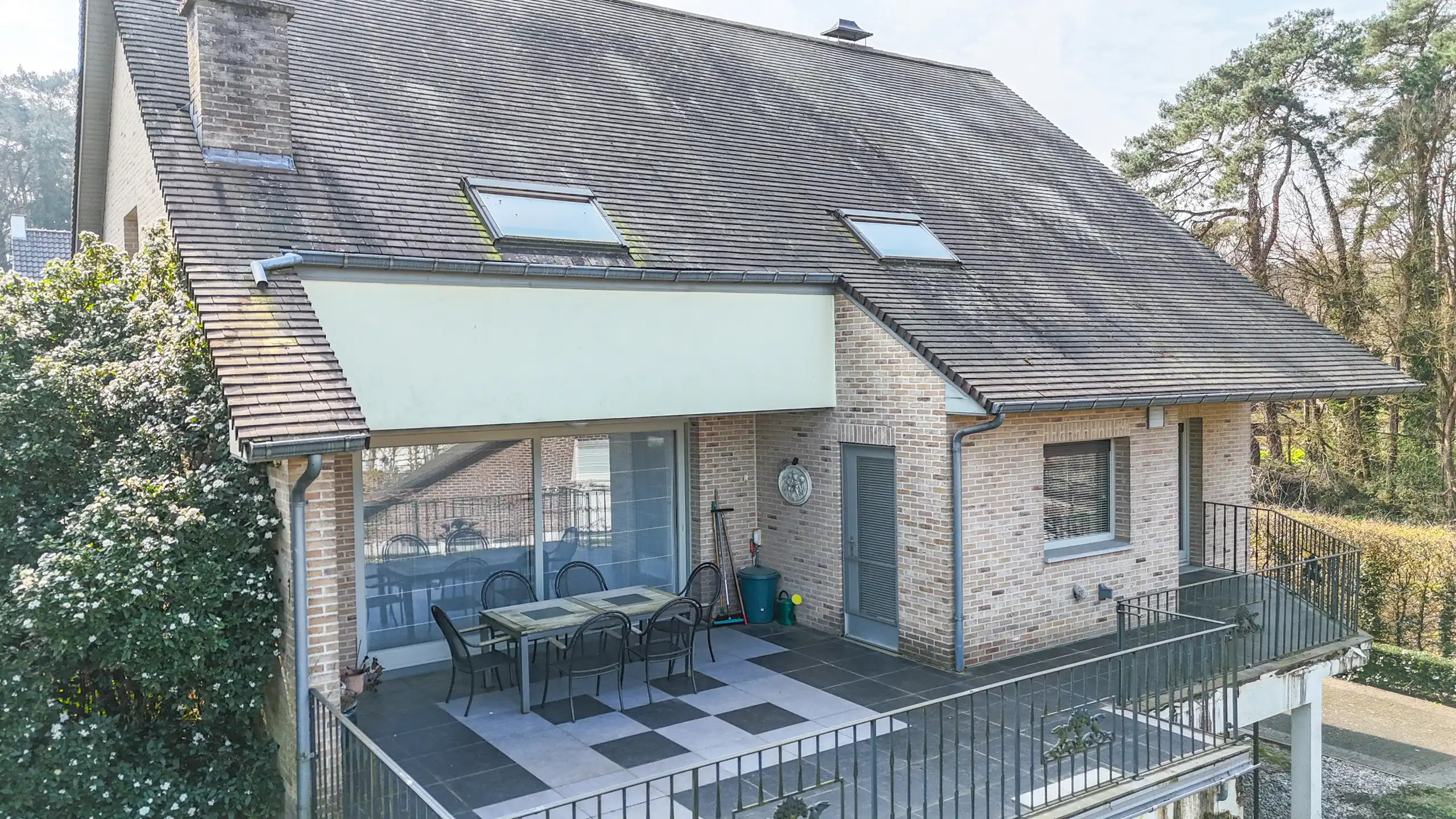 Hoog afgewerkte woning met 4 slpkms en kelder op 6are ! foto 71