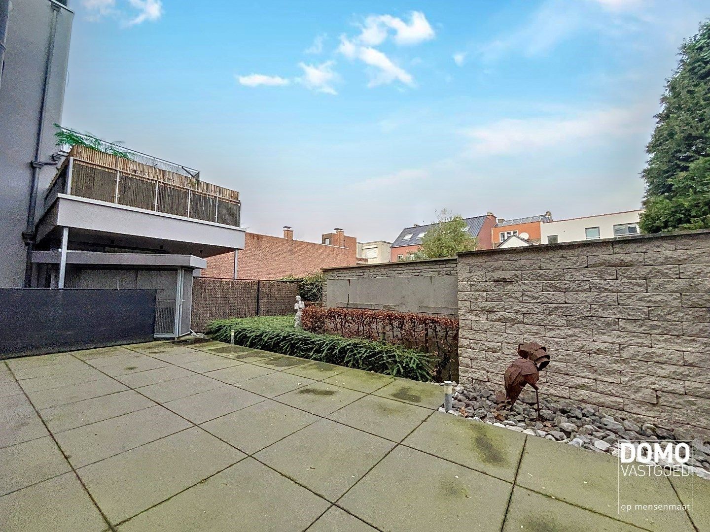 Ruim appartement met tuinterras, garage en 2 slaapkamers in Hasselt foto 13
