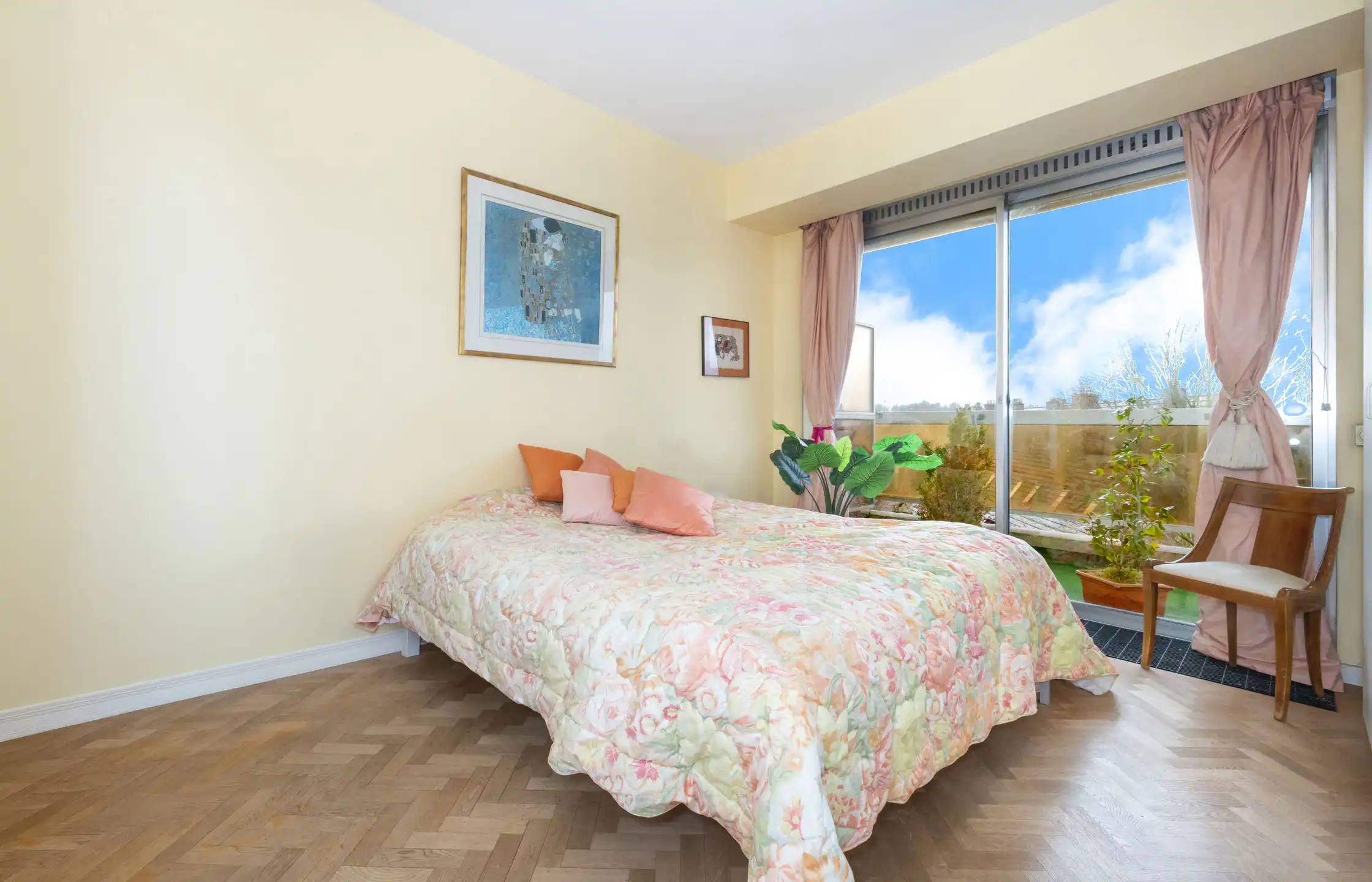 Wonen in Ukkel, vol licht en frisse lucht foto 12