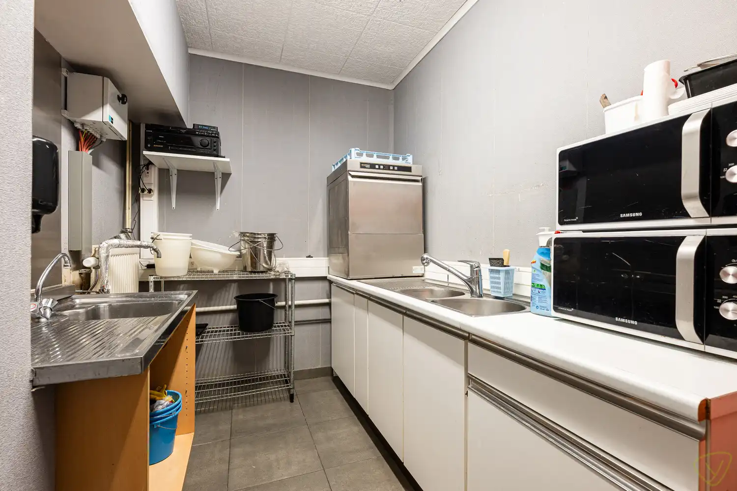 Ruime handelswoning te koop in de Noordstraat te Maldegem foto 18