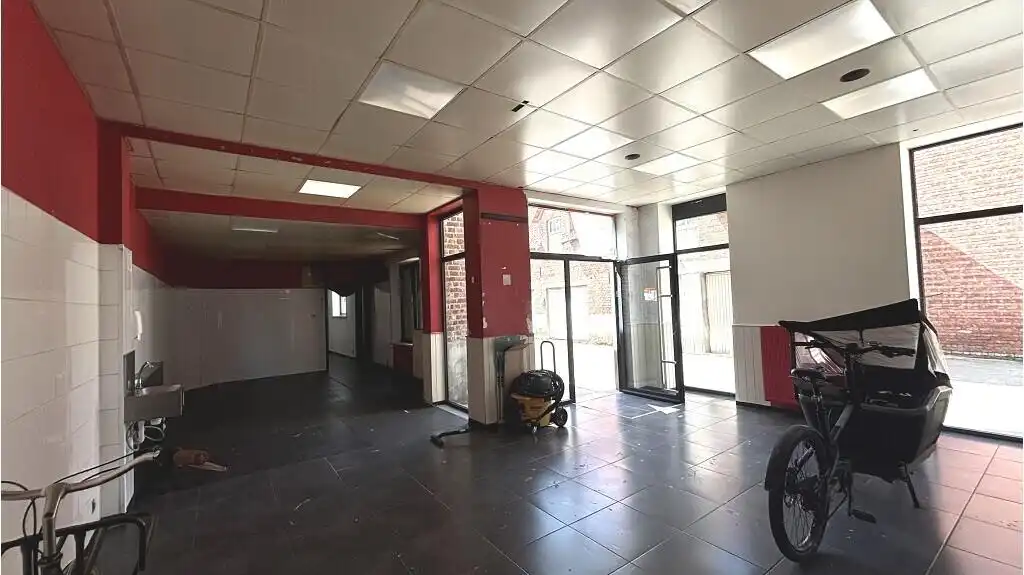 Handelspand te huur in Sint-Pieters Brugge foto 6