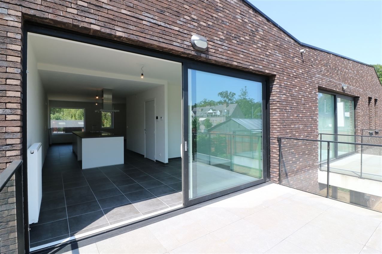108m², zuidterras foto 3