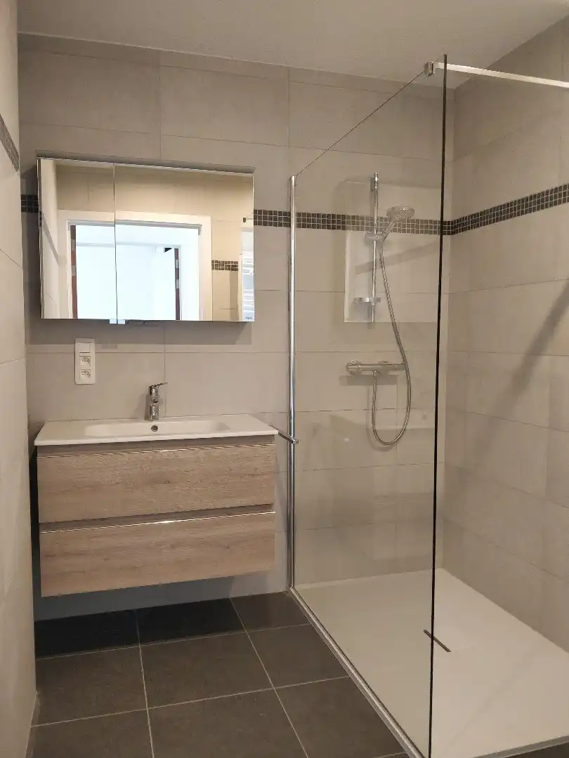 Appartement met twee slaapkamers en groot terras foto 6