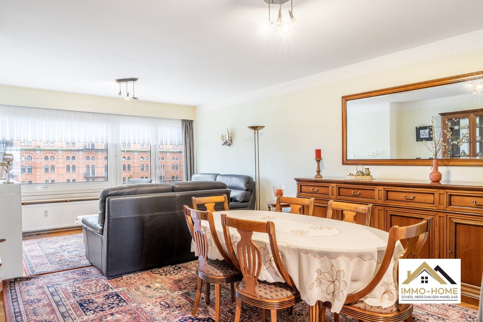 Ruim appartement inclusief autostaanplaats met uitzicht over skyline Gent  foto 5