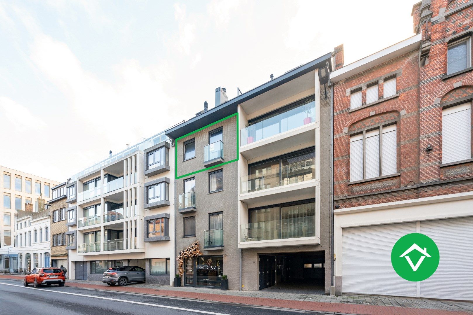 Instapklaar appartement met 2 slaapkamers te koop in Oostende foto 2