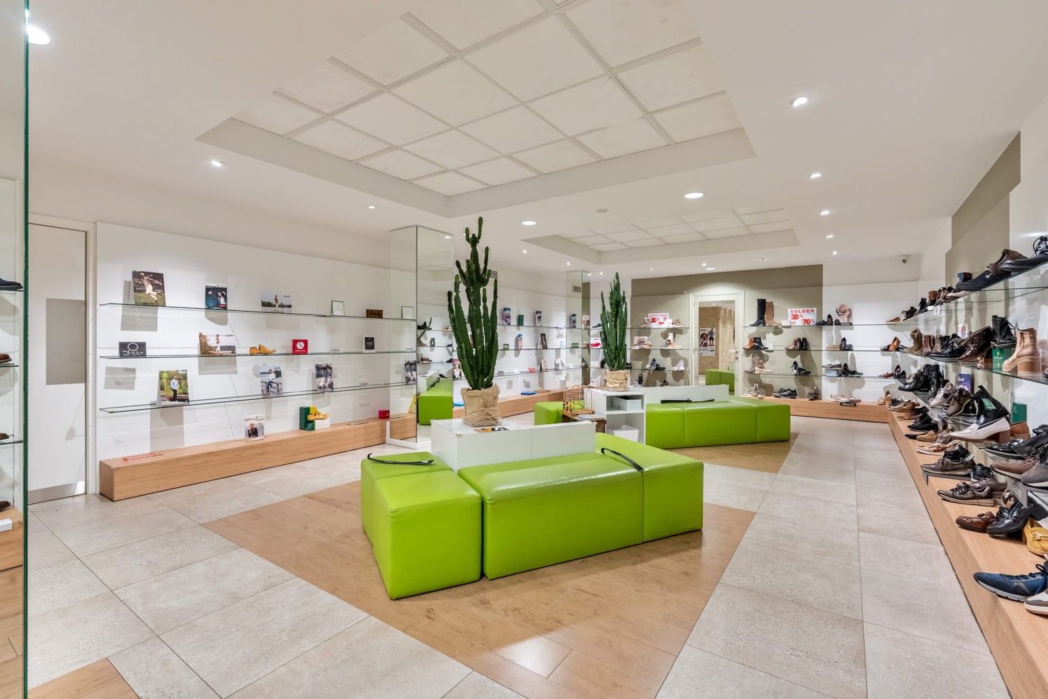 Handelspand op toplocatie aan de Markt te Bilzen! foto 4