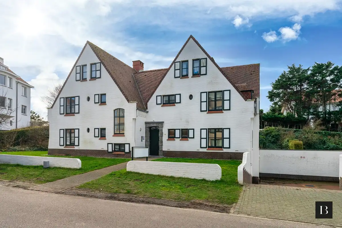 Studio met slaaphoek en parking nabij het strand foto {{pictureIndex}}