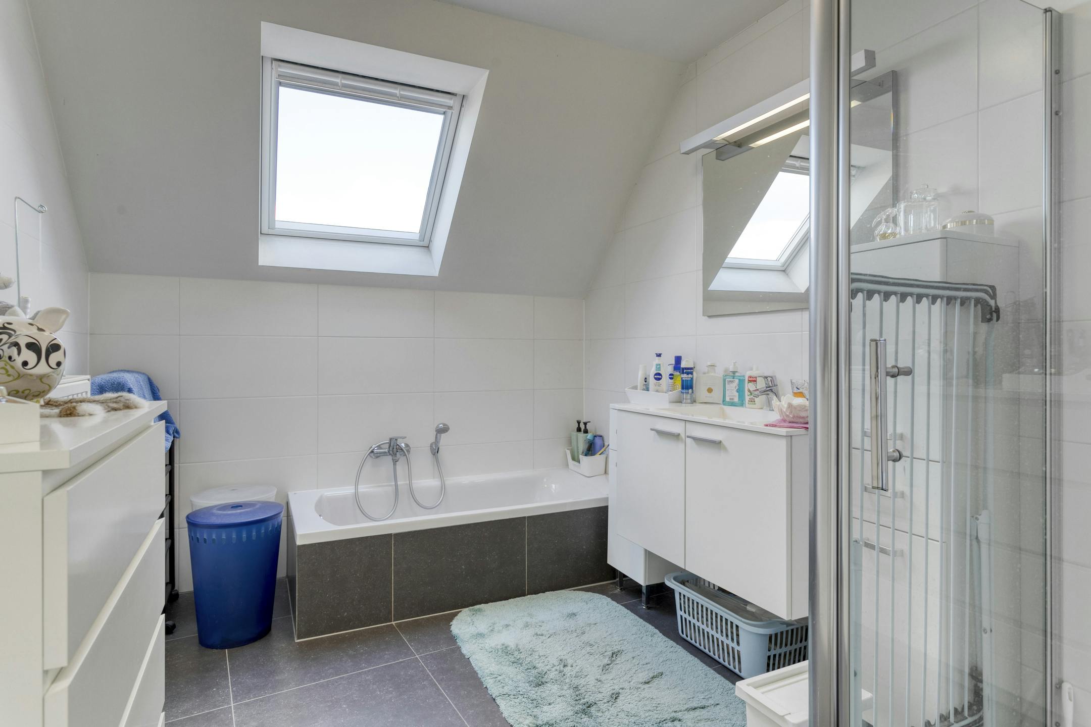 Instapklaar appartement te koop in Roeselare foto 6