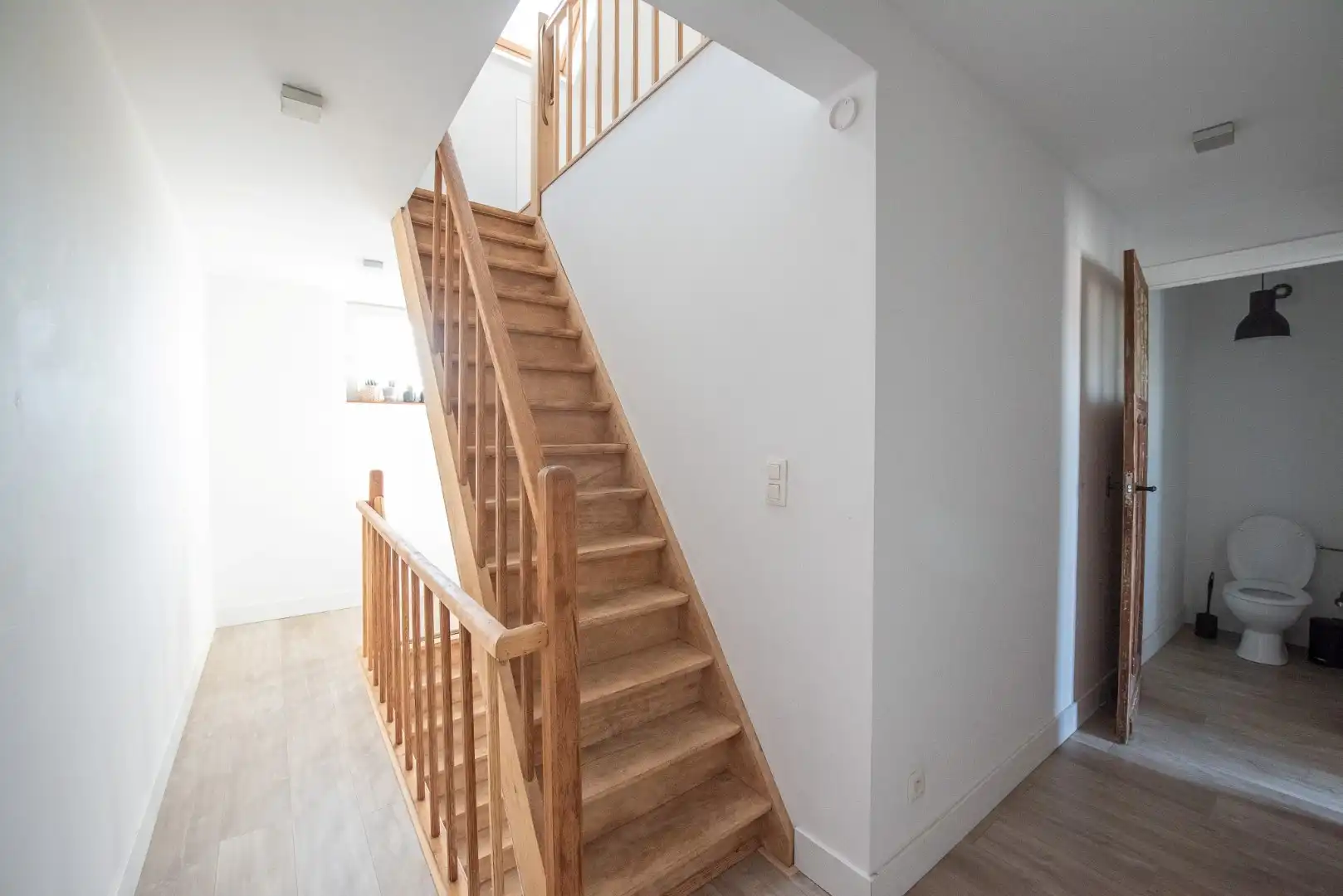 Uitzonderlijk charmante woning op toplocatie in Olsene! foto 17