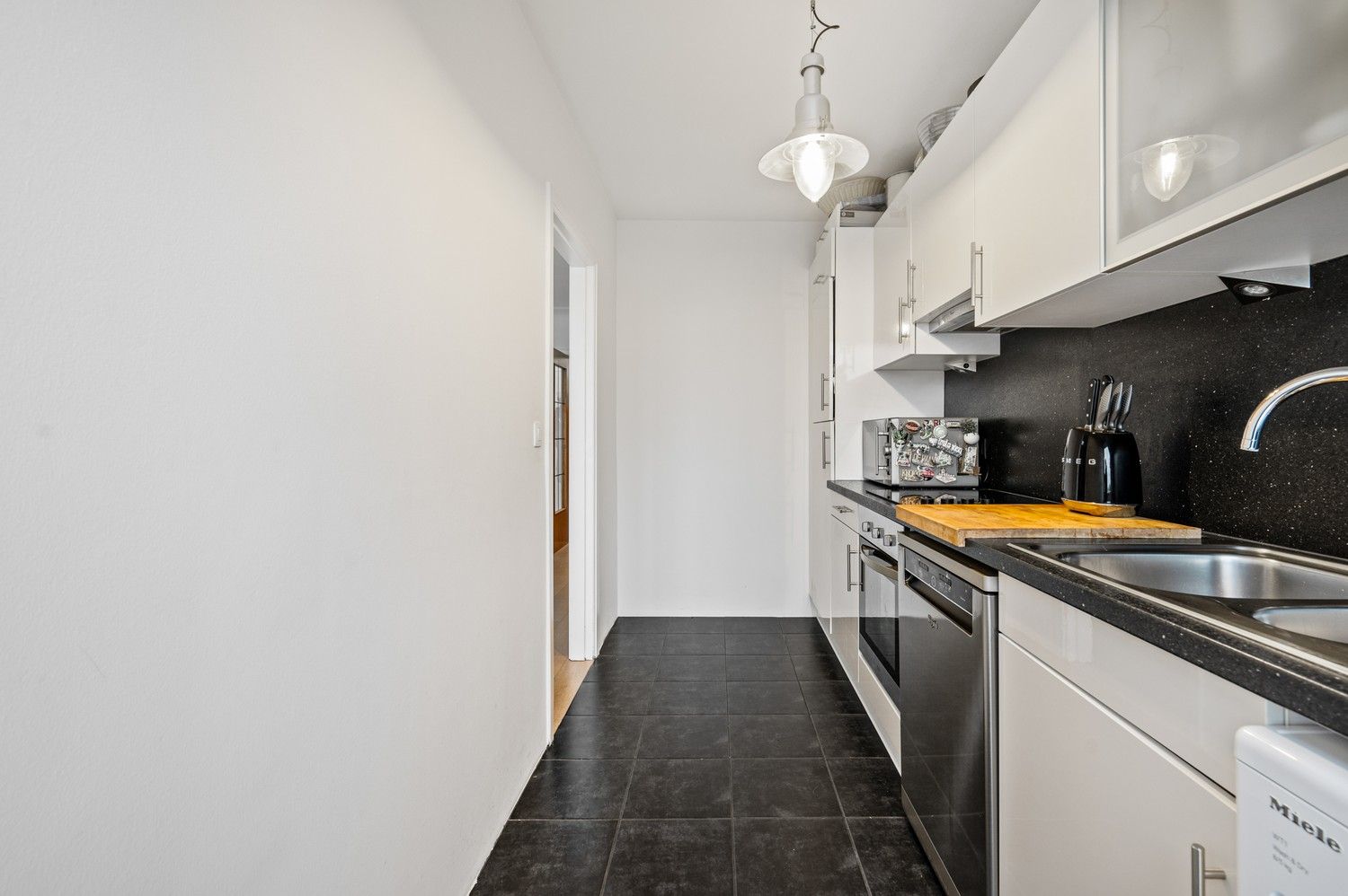 Gezellig instapklaar appartement met 2 slaapkamers en terras in Deurne! foto 7