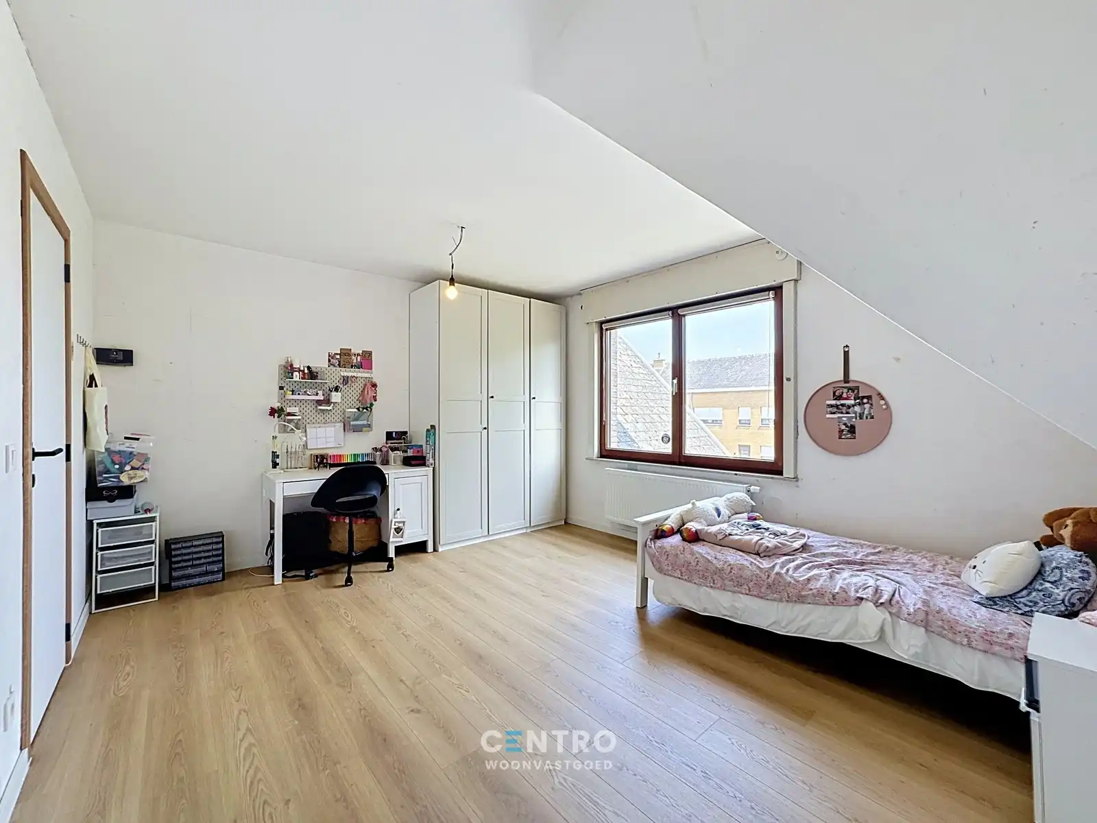 Villa met 4 slpks, garage en ZUIDger. tuin te Uitkerke! foto 18