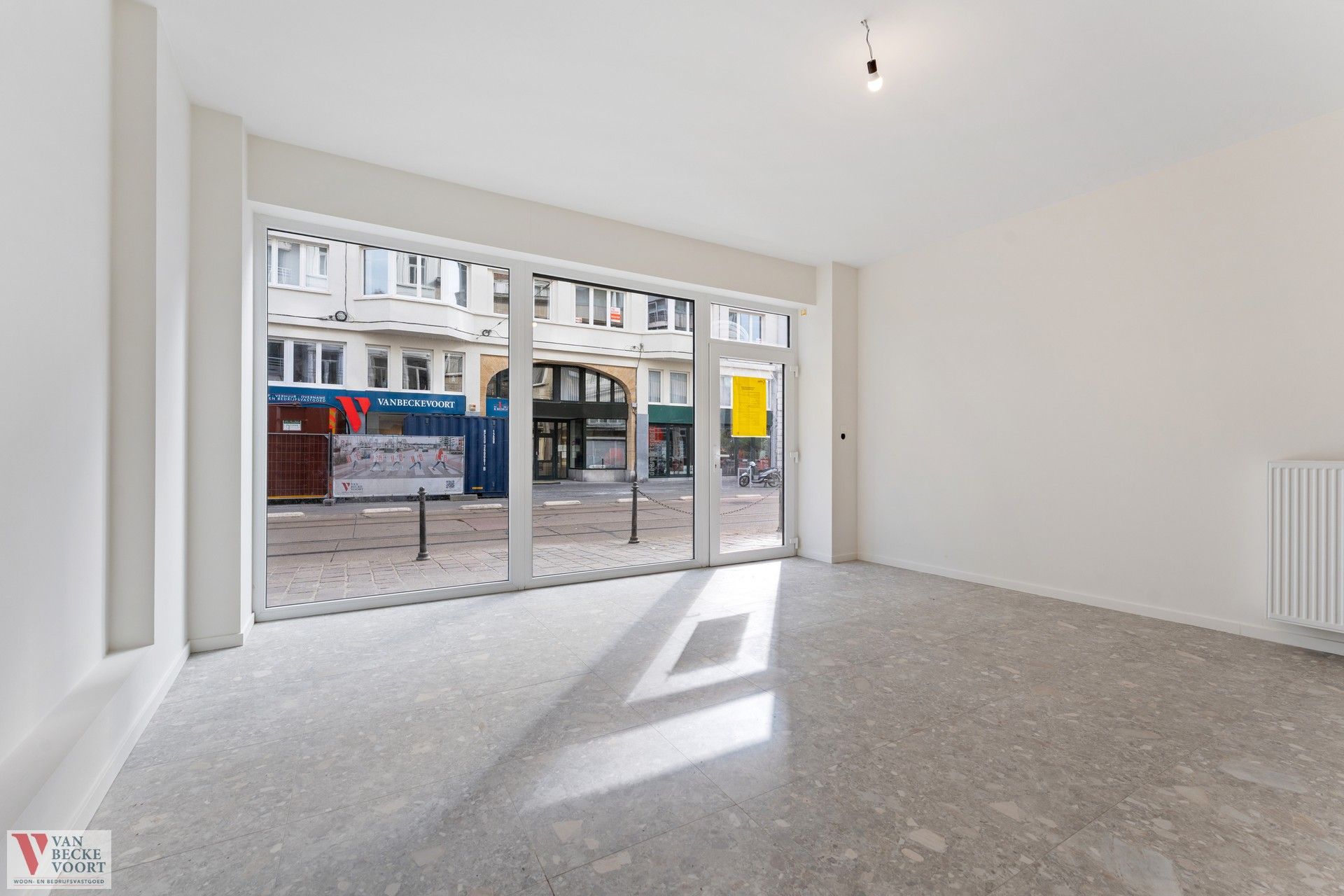 Commerciële unit 47m² foto 2