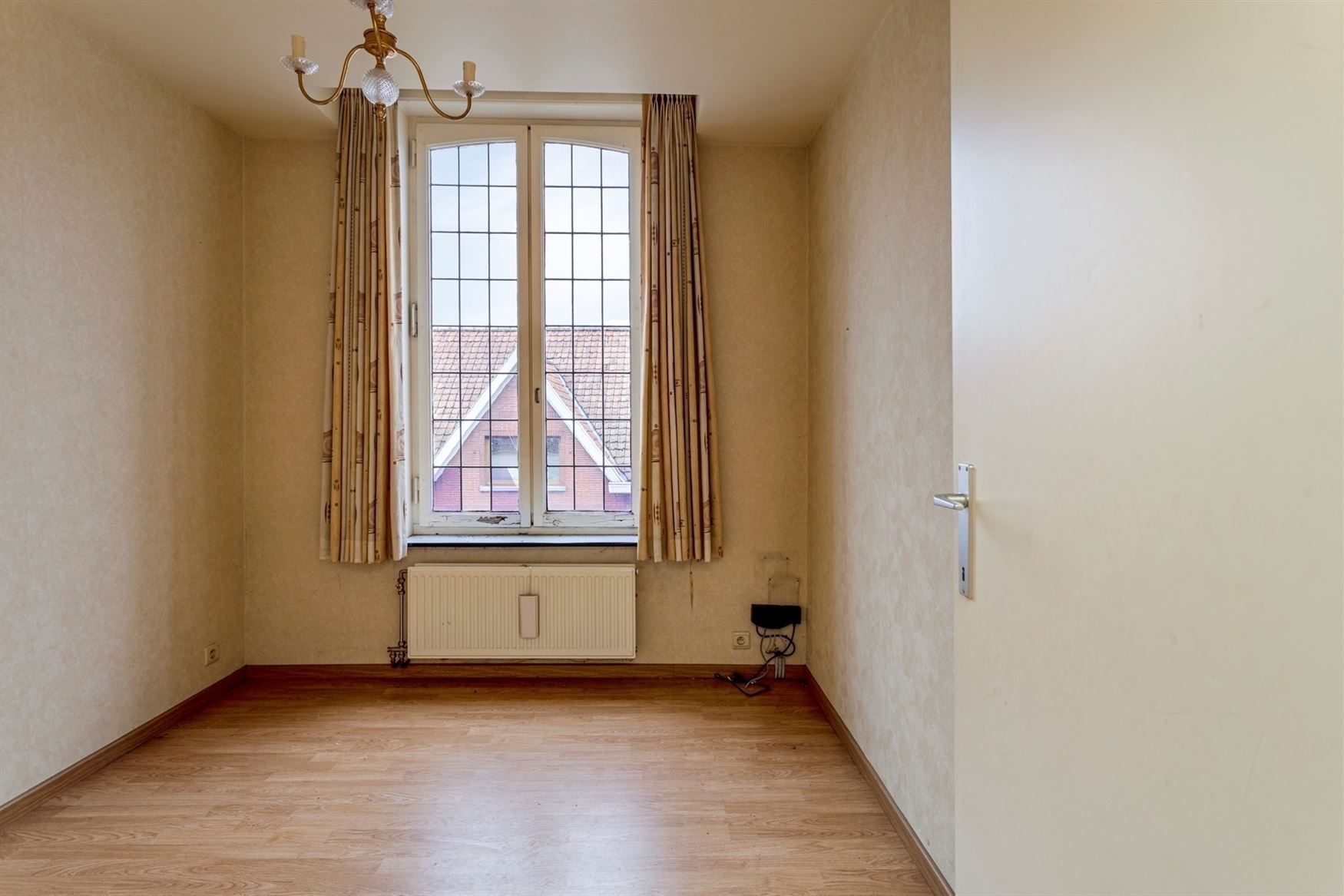 Te renoveren pand met potentieel nabij Waregem foto 15