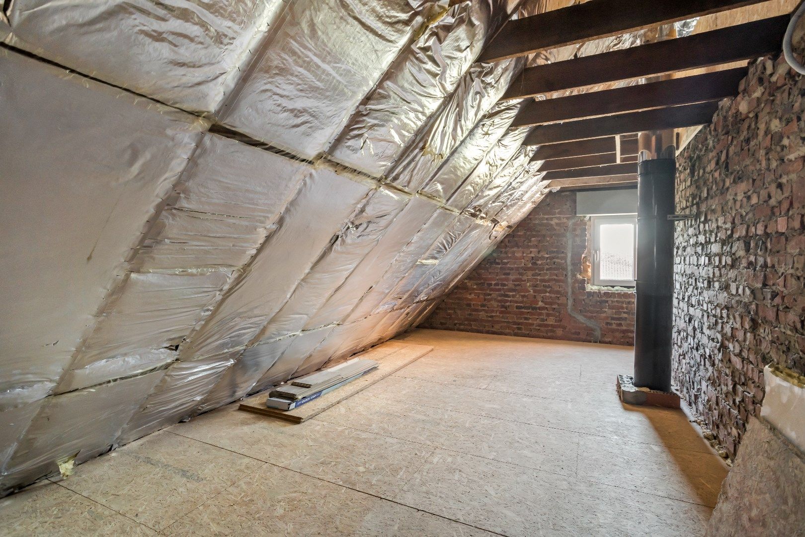Deze prachtige woning werd 10 jaar geleden volledig gerenoveerd en biedt een moderne en comfortabele leefomgeving. foto 17