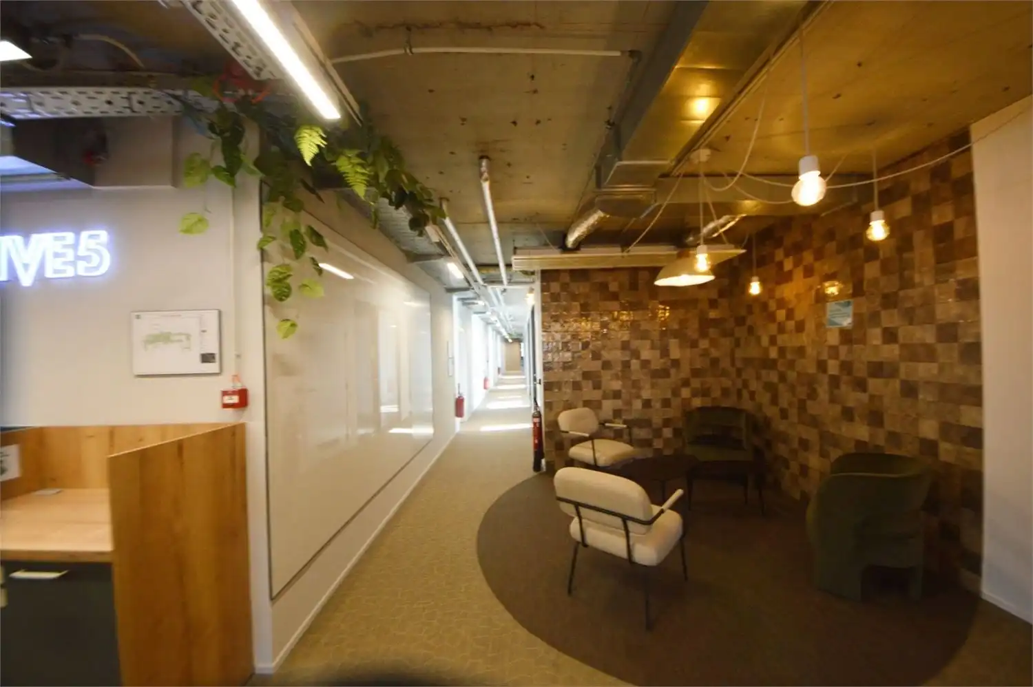 Bureaux prêts à emménager dans un immeuble moderne au 4e étage foto 13