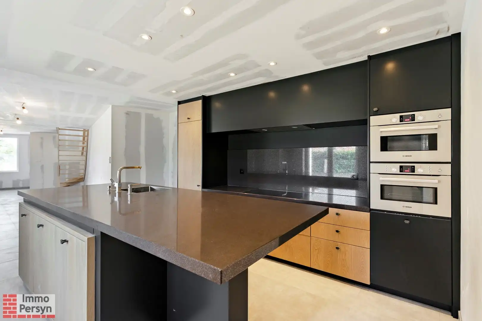 Instapklare halfopen bebouwing met 3 slaapkamers foto 6