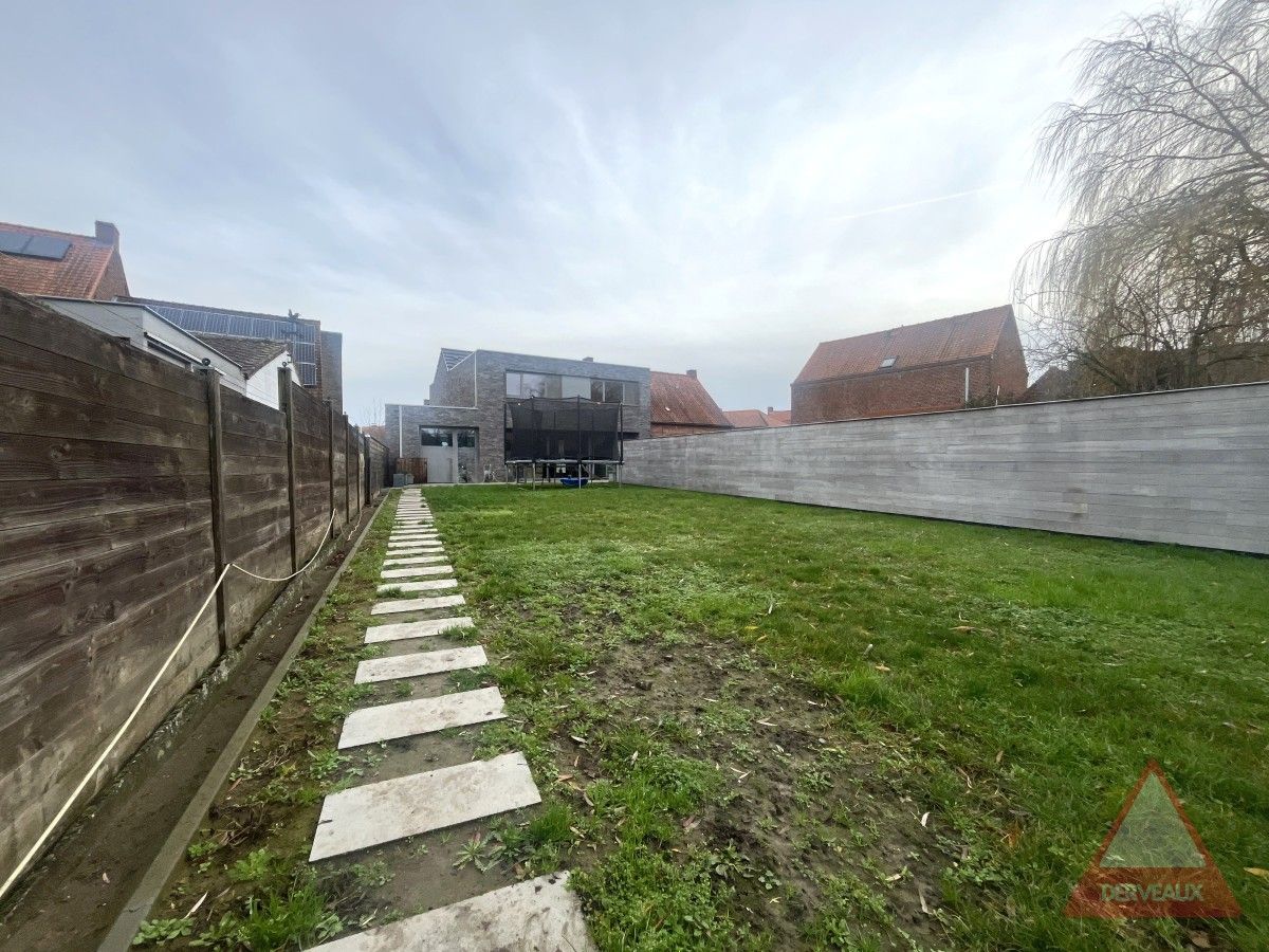 Langemark-Poelkapelle – Instapklare, volledig gerenoveerde woning met garage foto 22