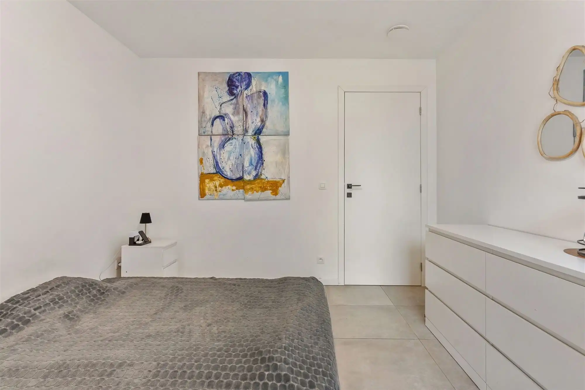 RUIM RECENT APPARTEMENT (2023) MET 2 SLAAPKAMERS TE KORSPEL foto 19