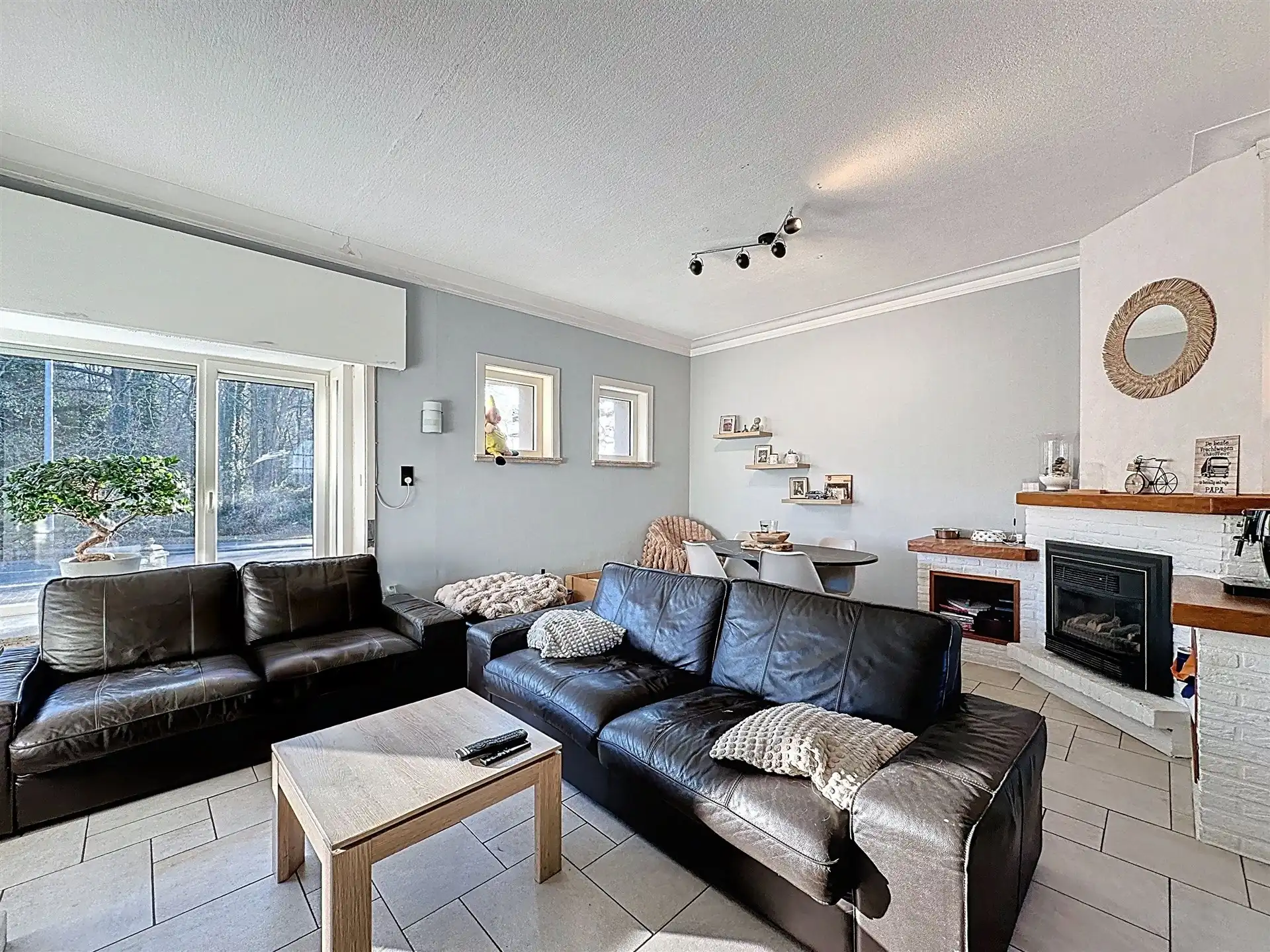 Half open bebouwing met 5 slaapkamers, garage en zicht op groen. foto 6