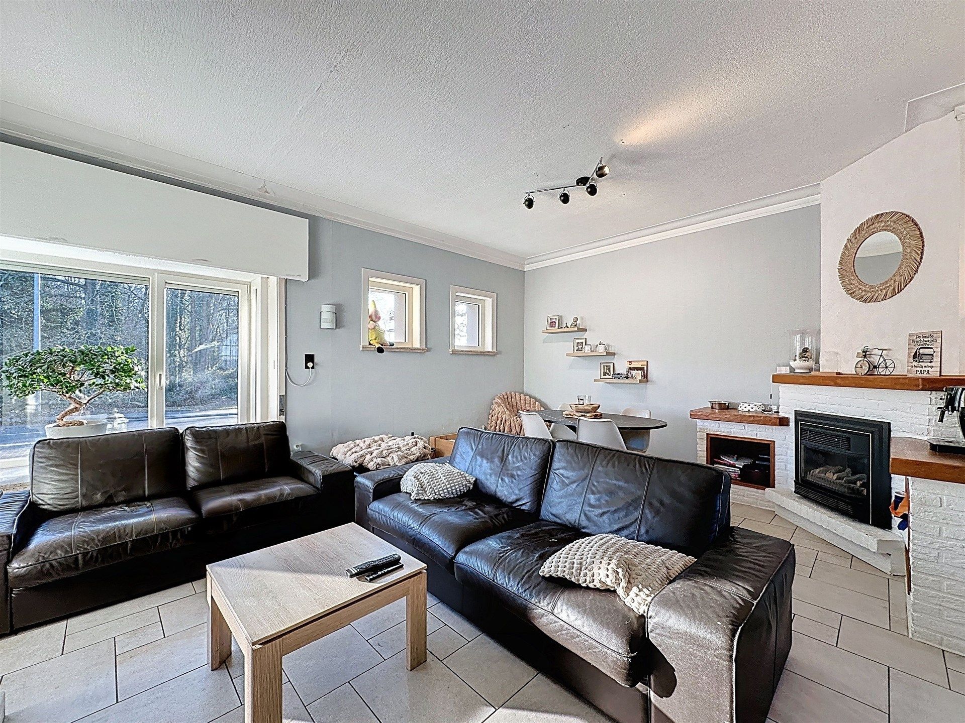 Half open bebouwing met 5 slaapkamers, garage en zicht op groen. foto 6