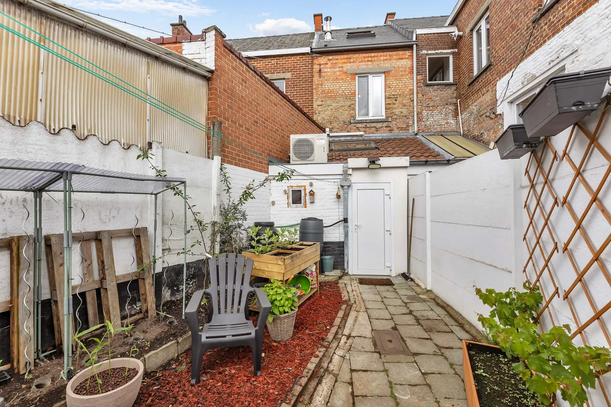 Instapklare starterswoning met 2 slaapkamers foto 17