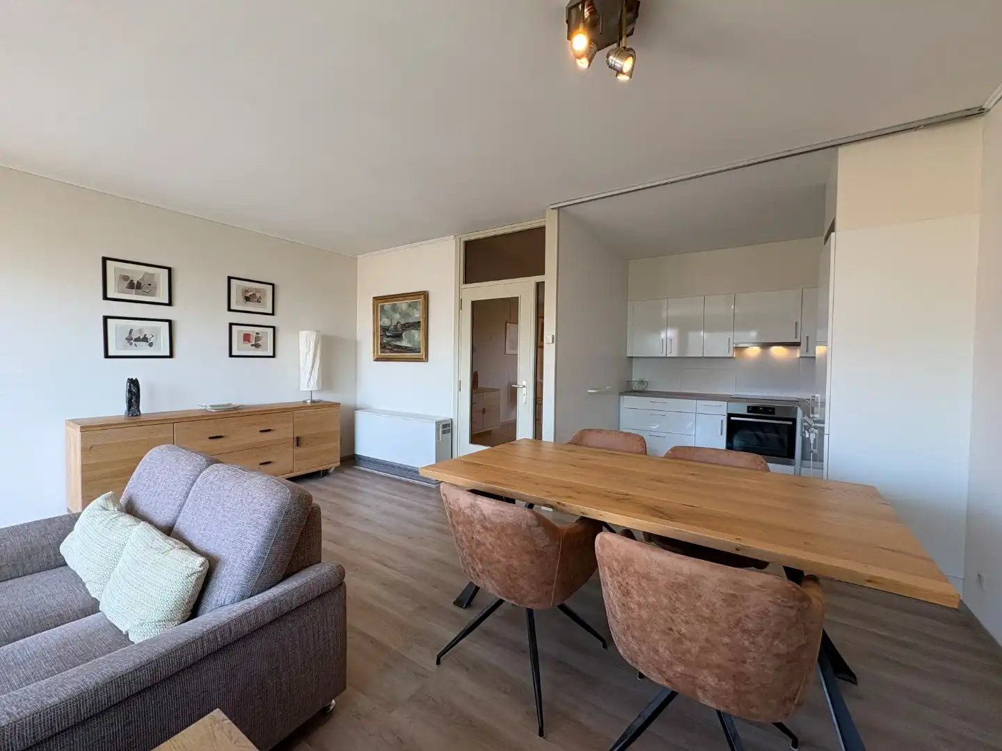 Vernieuwd appartement met zonnig terras met zeezicht  foto 3