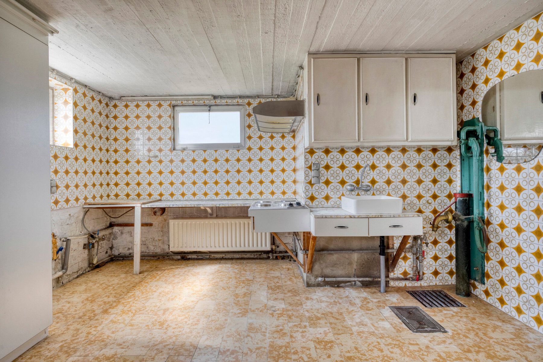 Ruime gezinswoning met garage, veel licht en mogelijkheden tot 6 à 7 kamers, kangoeroewoning of vrij beroep, vlak bij kasteelpark Ter Rijst. foto 27