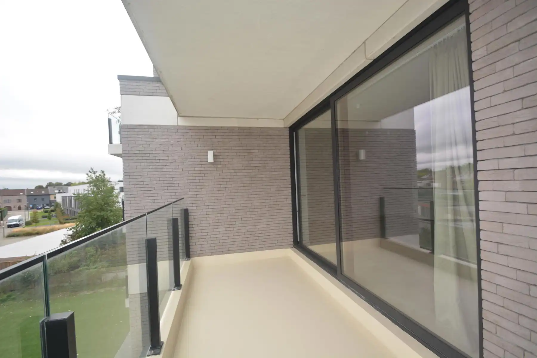 Ruim&energiezuinig 2-slpkmrappartement met terras en airco foto 5